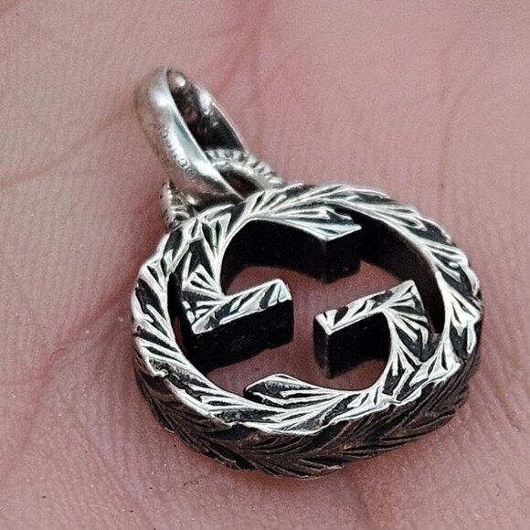 Textured Interlocking GG Marmont Pendant & Chain - Picture 17 of 17